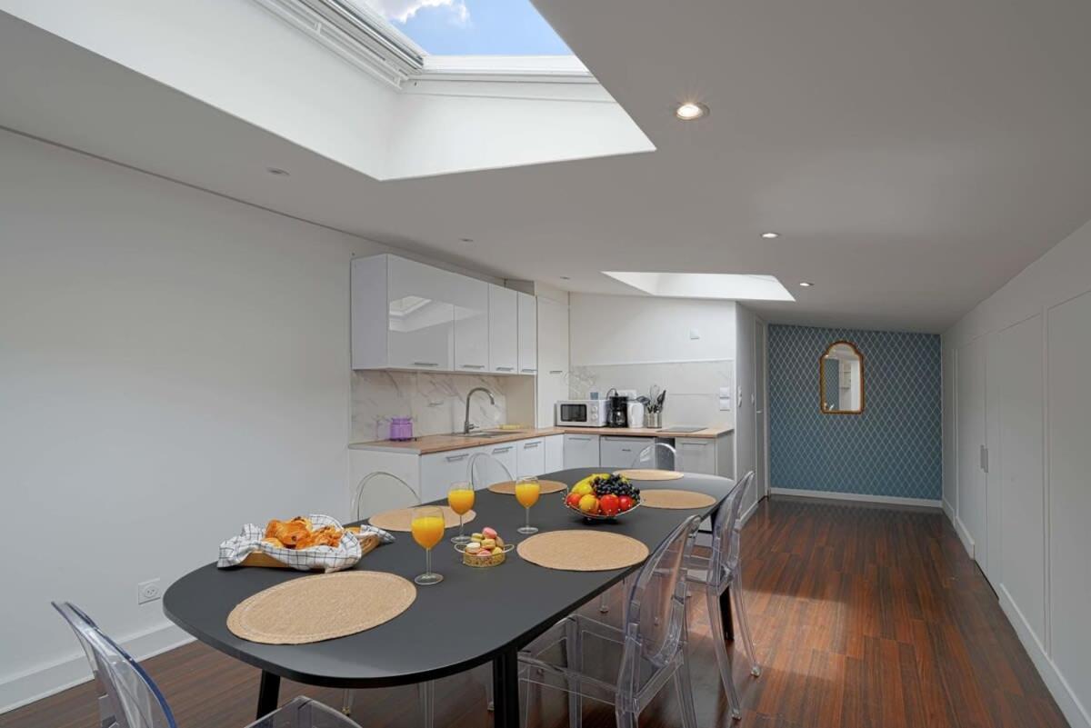 Magnifique Appartement A Pied Du Chateau Версаль Экстерьер фото